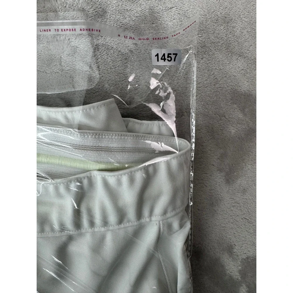 Nike White Baseball Softball Knicker Pants Womens Large Cropped Elastic Cuffs